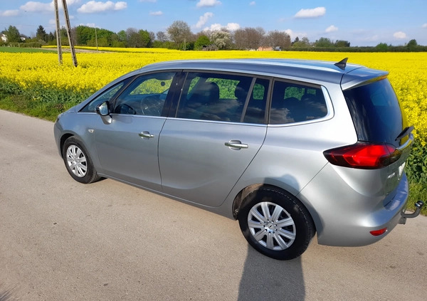 Opel Zafira cena 29900 przebieg: 207000, rok produkcji 2012 z Lublin małe 232